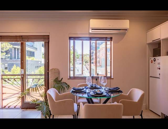 1 BEDROOM APARTMENT FOR SALE IN SEA POINT